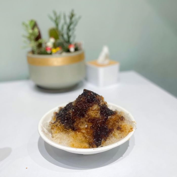 Bao Bing là đá bào với nhiều loại topping như trái cây, đậu, thạch, các loại hạt