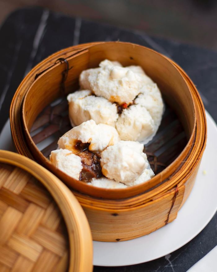 Bánh bao xá xíu đậm đà, thưởng thức khi du lịch Đài Bắc
