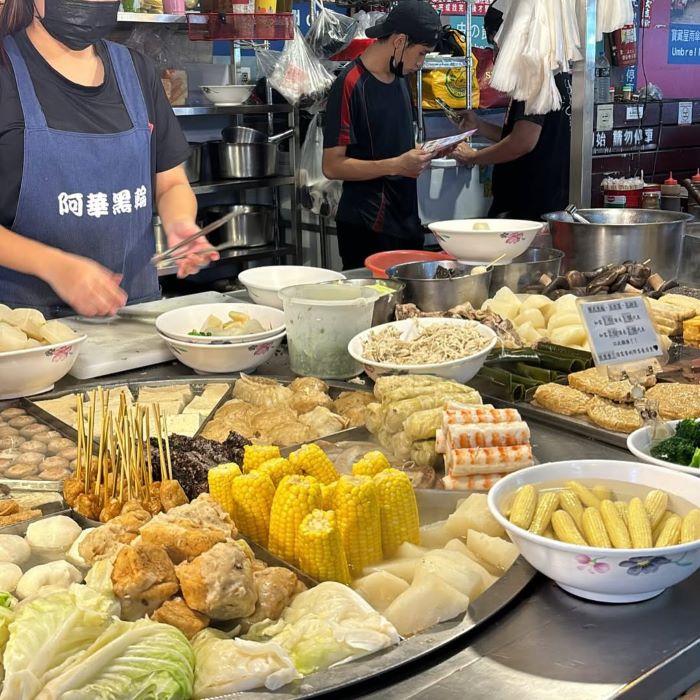 Đến chợ đêm Zhongxiao mua sắm, thưởng thức ẩm thực vào ban đêm