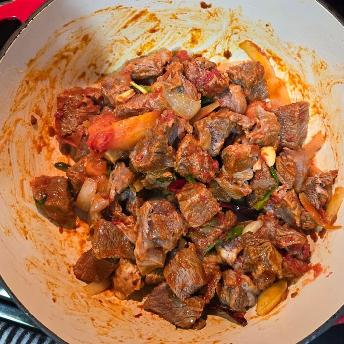 Thịt bò được tẩm ướp với gia vị đặc trưng ở Đài Loan