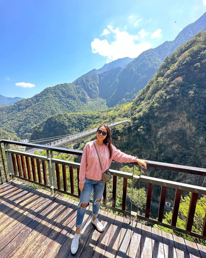 Ngắm nhìn thiên nhiên tuyệt đẹp ở Hẻm núi ở Đài Loan Taroko